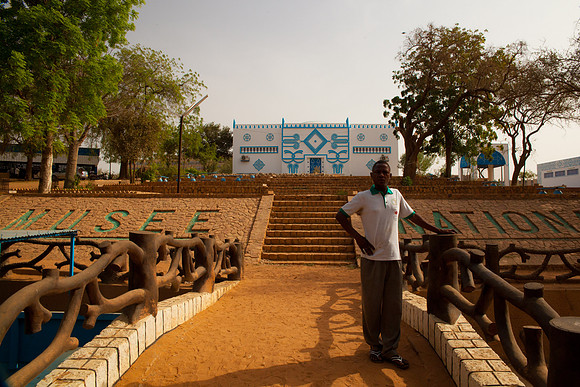 Abdoulaye, Museum Guide